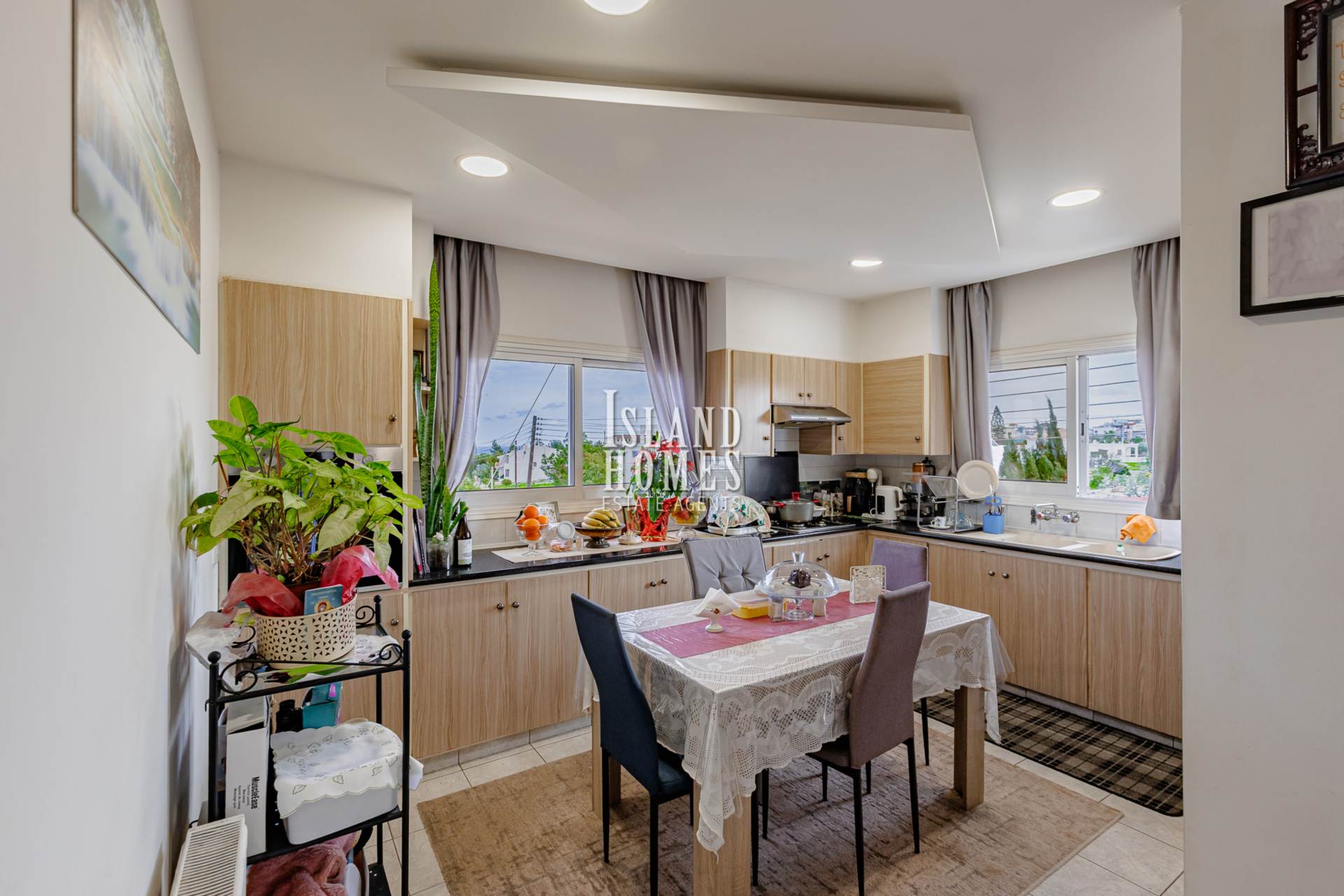 3 bedroom Apartment in Deryneia, Famagusta, Cyprus – DeR194