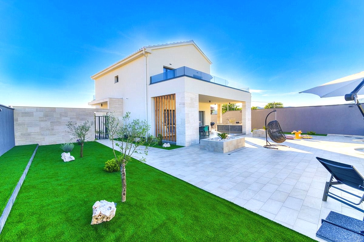 4 bedroom villa in Novi Vinodolski, Croatia – 103598