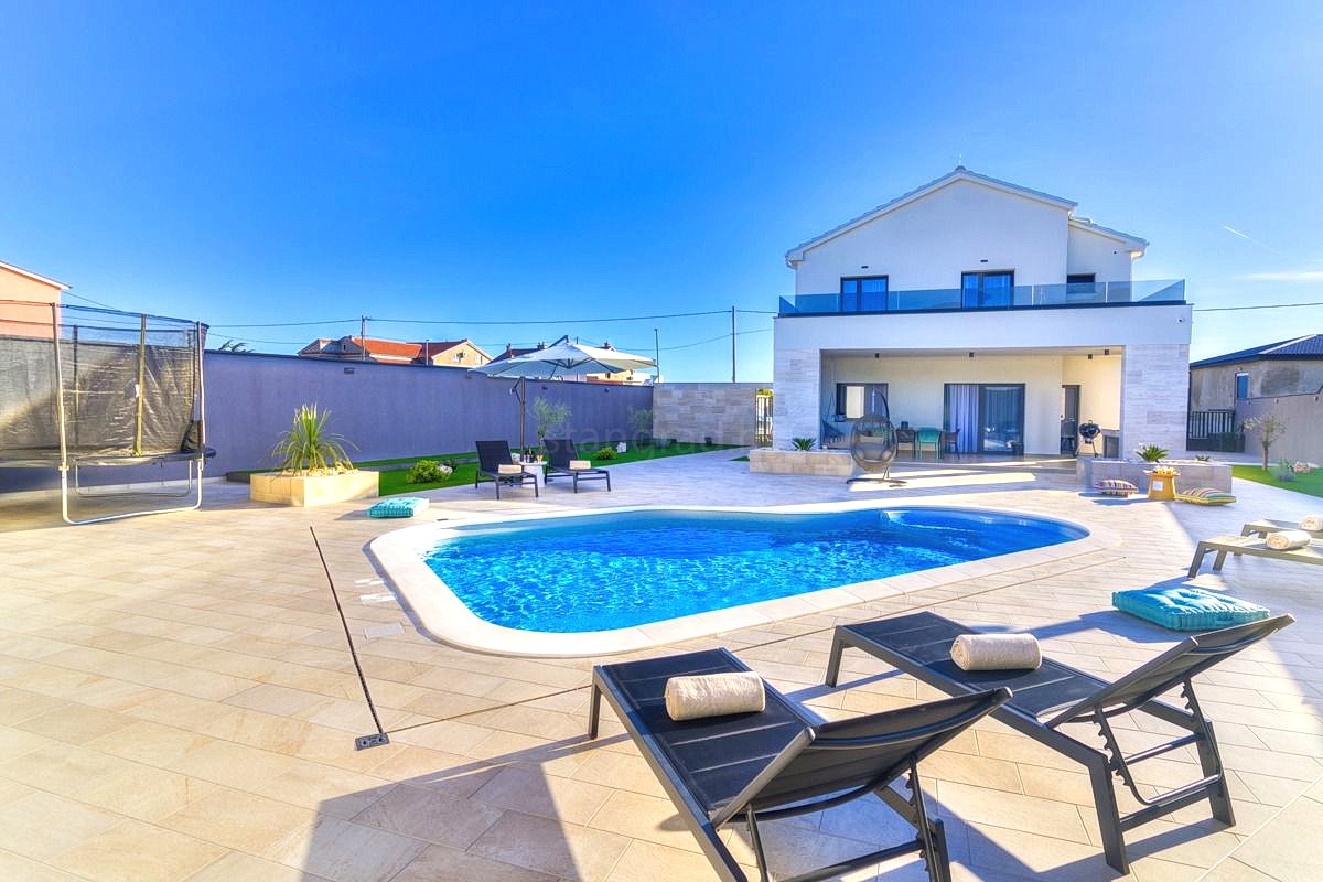 4 bedroom villa in Novi Vinodolski, Croatia – 103598