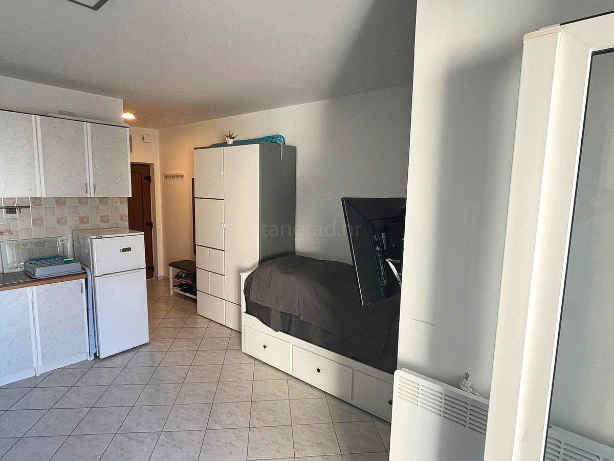 apartment in Crikvenica, Croatia – 103597