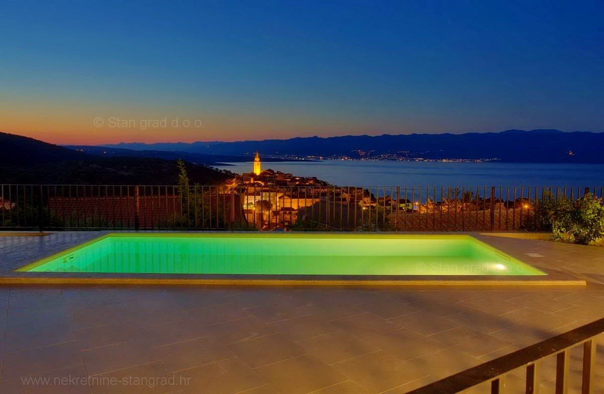 4 bedroom villa in Vrbnik, Croatia – 102776