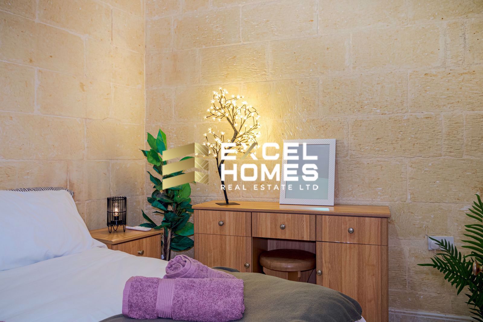 2 bedroom Apartment in Marsalforn, Malta – 66233