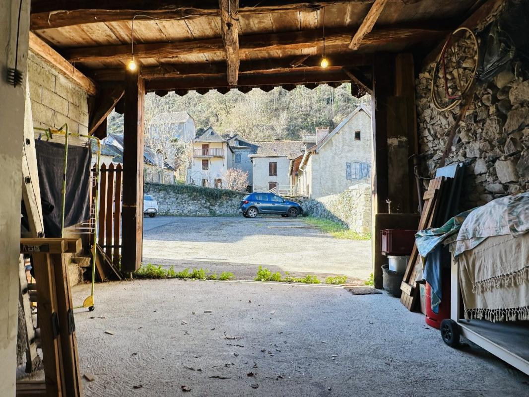 4 bedroom maison de village in Uchentein, Ariège, France