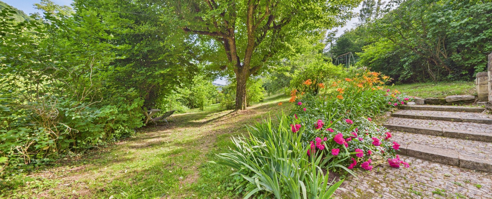 6 bedroom demeure in Marcillac Vallon, Aveyron, France