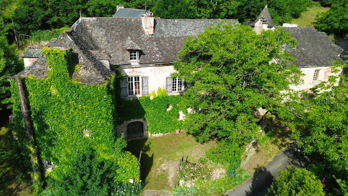 6 bedroom demeure in Marcillac Vallon, Aveyron, France