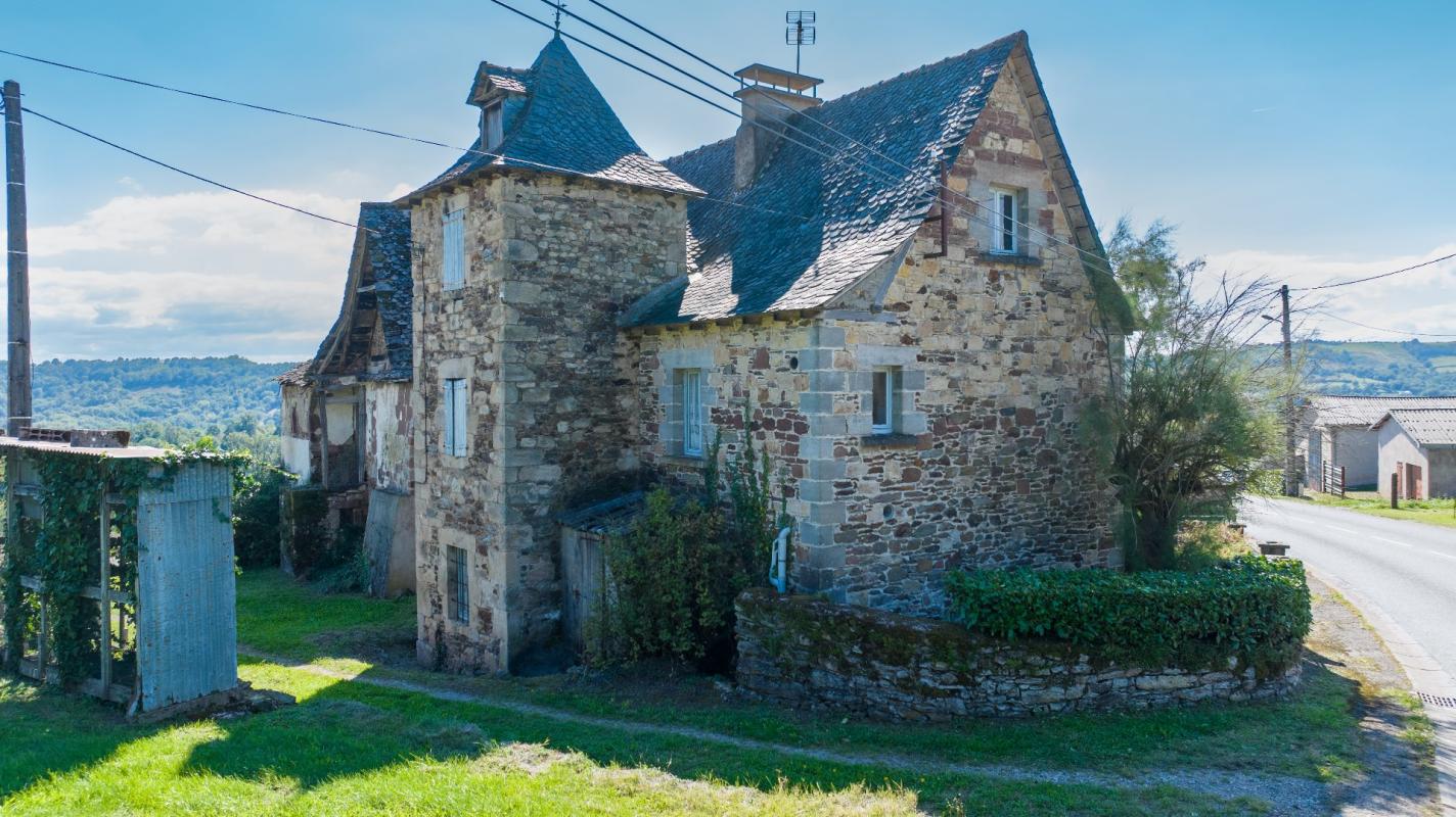 4 bedroom maison a renover in Saint Cyprien Sur Dourdou, Aveyron, France