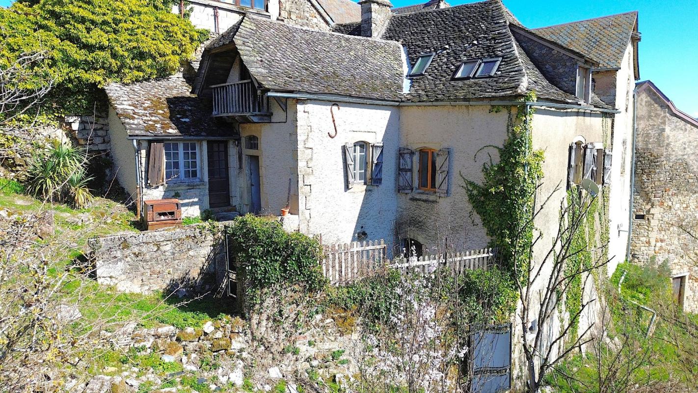 2 bedroom maison a renover in Goutrens, Aveyron, France