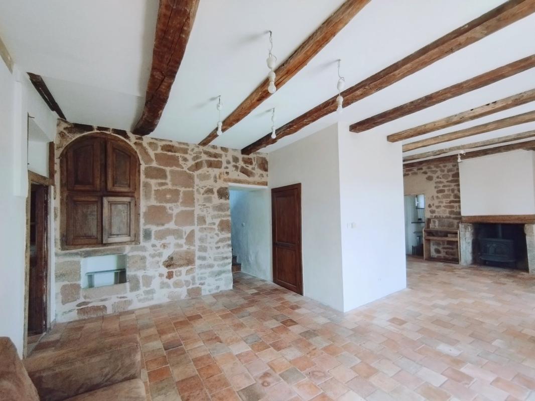 4 bedroom maison in Saint Christophe Vallon, Aveyron, France