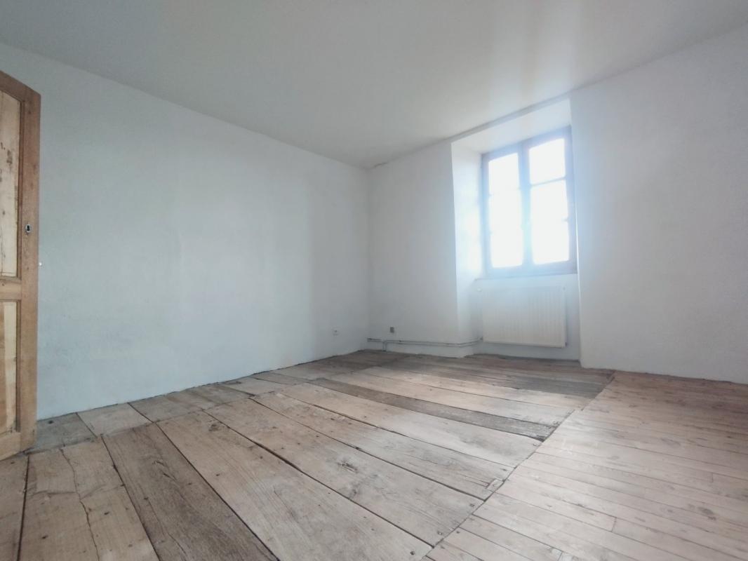 4 bedroom maison in Saint Christophe Vallon, Aveyron, France