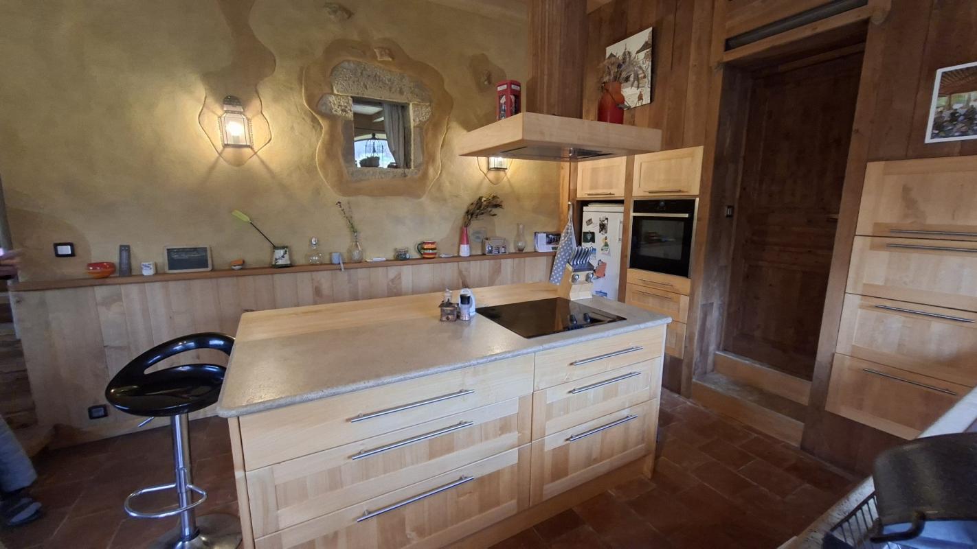 6 bedroom maison in Alvignac, Lot, France