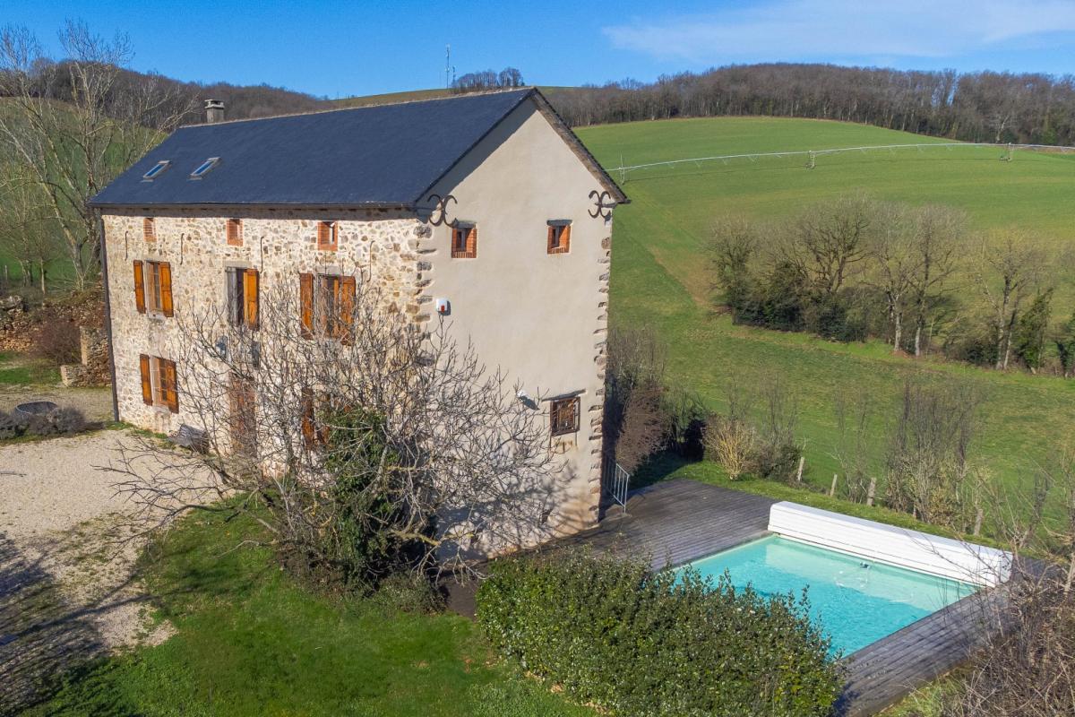 4 bedroom maison de campagne in Tanus, Tarn, France