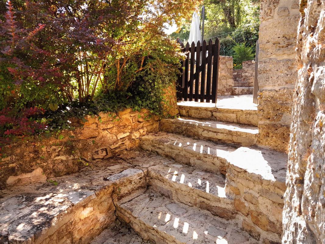 3 bedroom maison en pierres in Caylus, Tarn-et-Garonne, France