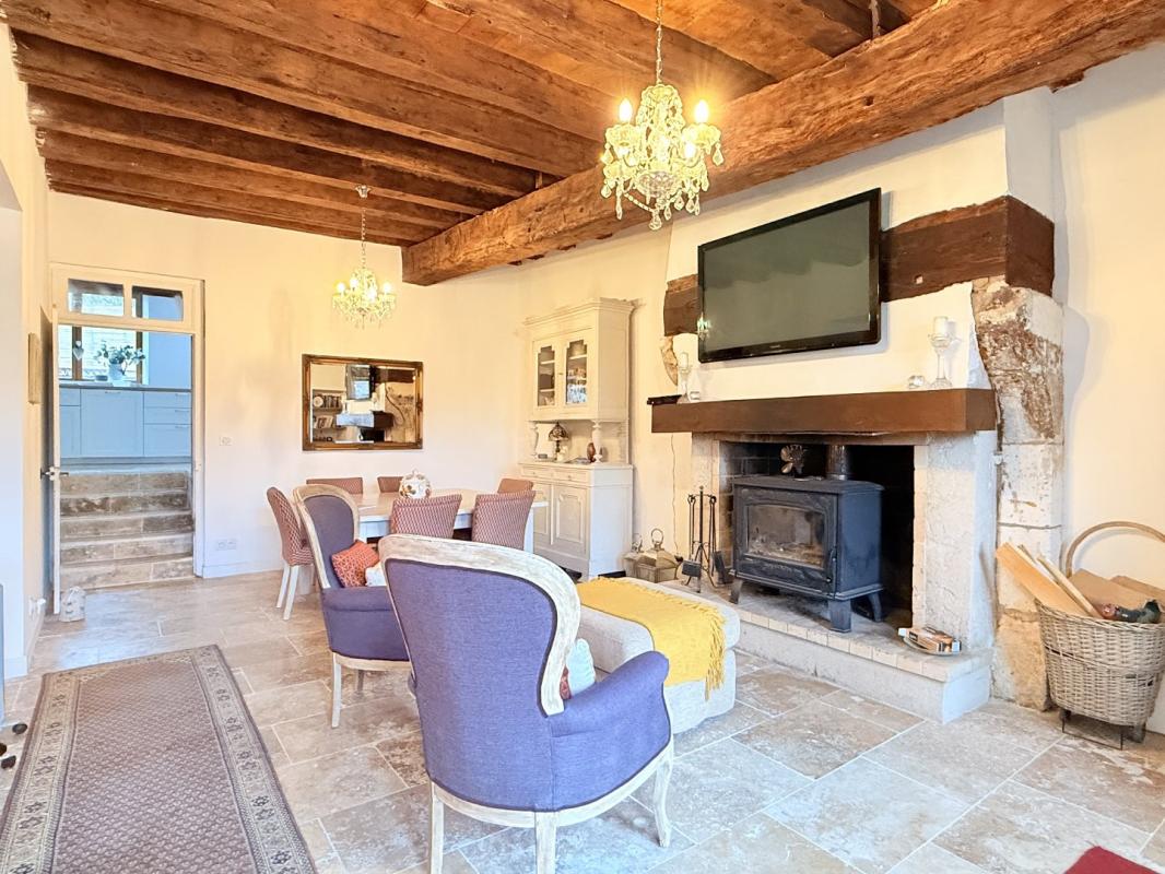 3 bedroom maison in Aubeterre Sur Dronne, Charente, France