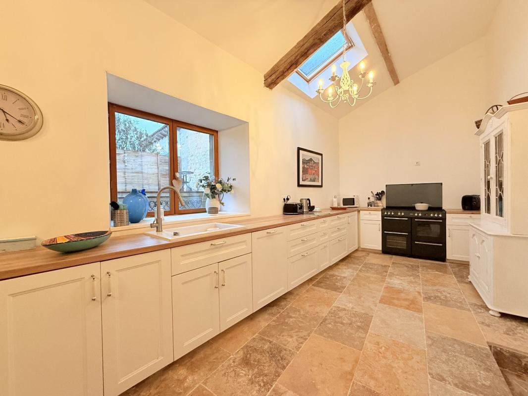 3 bedroom maison in Aubeterre Sur Dronne, Charente, France