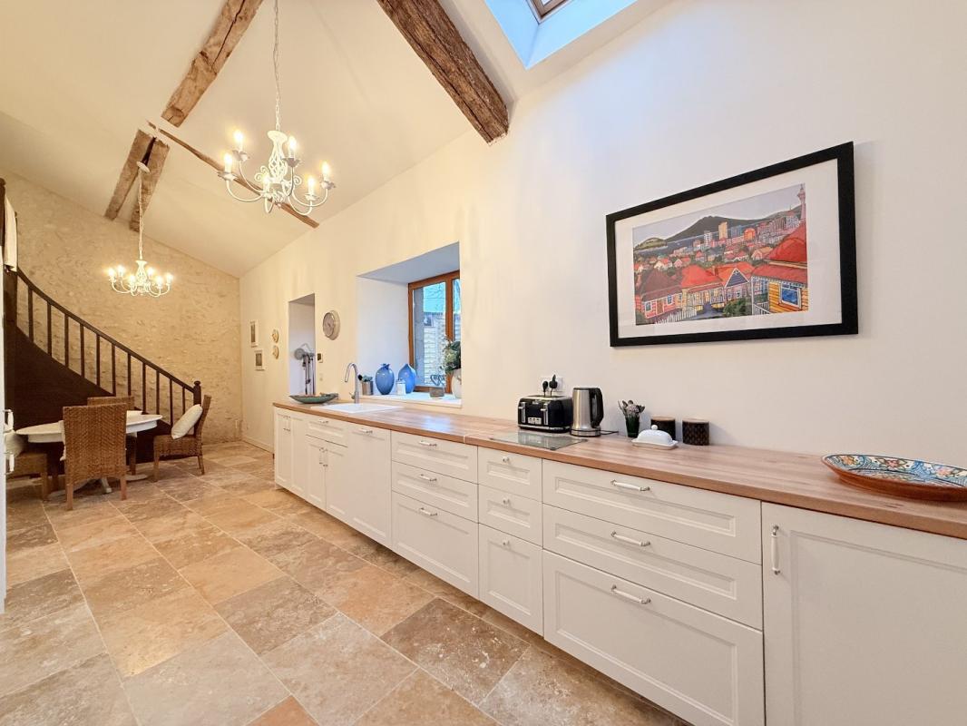 3 bedroom maison in Aubeterre Sur Dronne, Charente, France