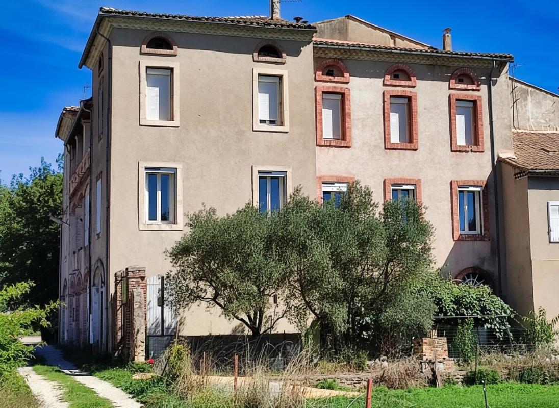 3 bedroom appartement a renover in Saint Ambroix, Gard, France