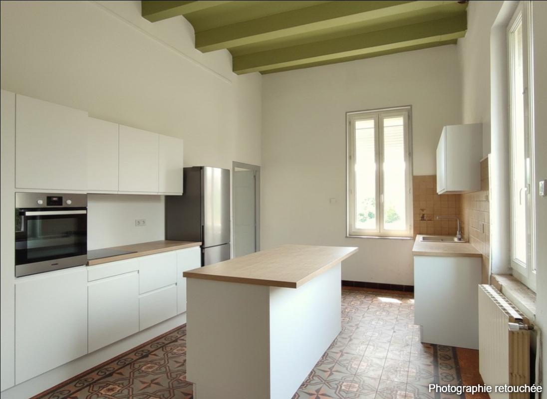 3 bedroom appartement a renover in Saint Ambroix, Gard, France