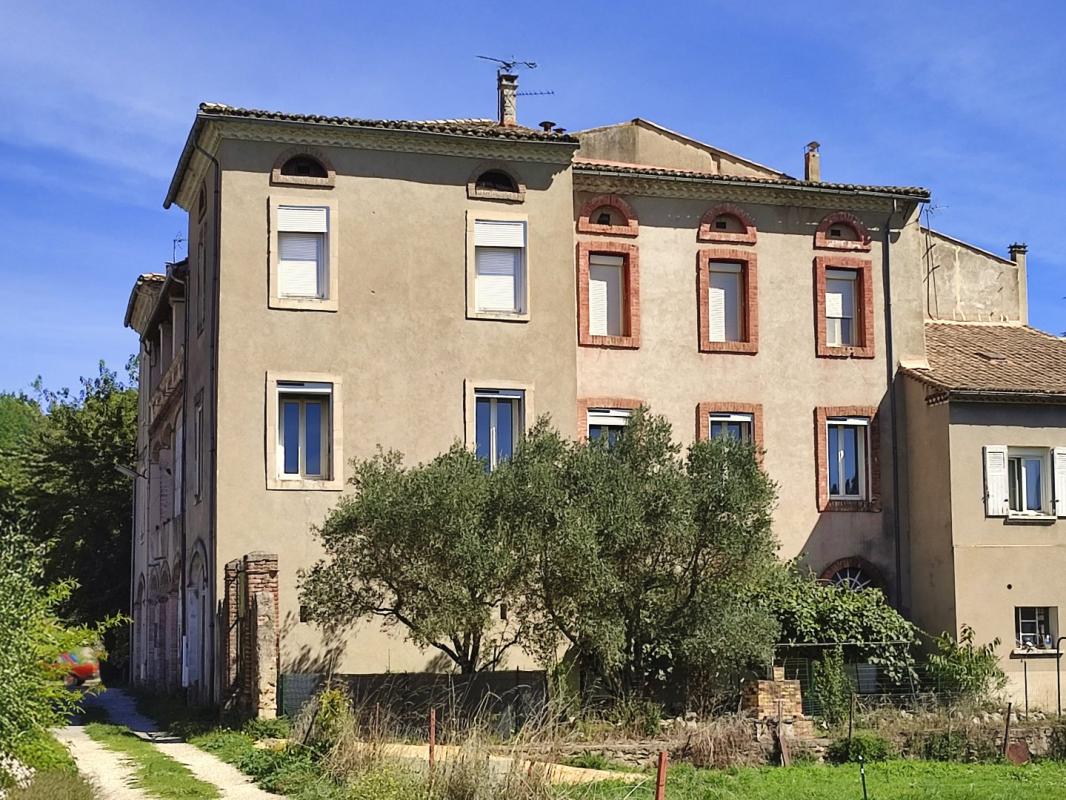 3 bedroom appartement a renover in Saint Ambroix, Gard, France