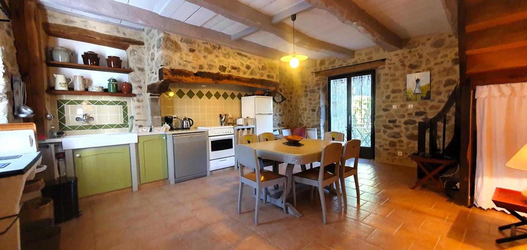 6 bedroom corps de ferme in Lunac, Aveyron, France