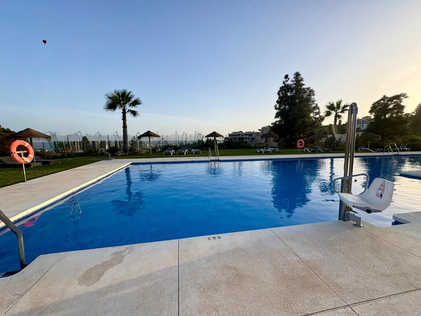 3 bedroom Ground Floor Apartment in Mijas Costa, Malaga, Spain – 428-05224P