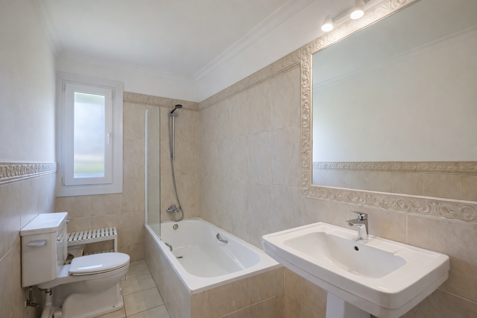 5 bedroom Villa in Sotogrande, Cadiz, Spain – 428-05246P