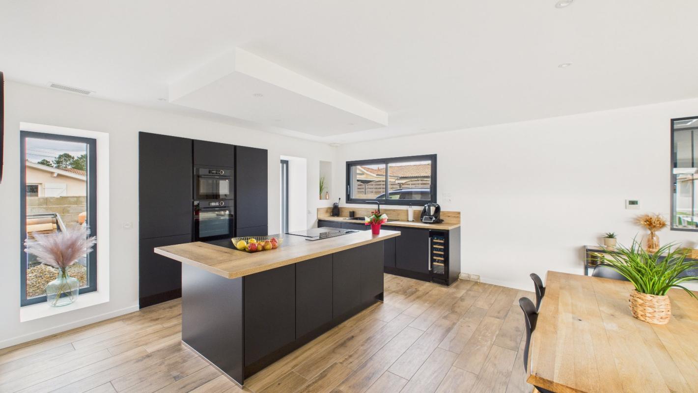 4 bedroom maison recente in Saint Geours De Maremne, Landes, France