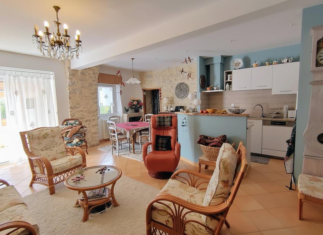 4 bedroom maison in La Cavalerie, Aveyron, France