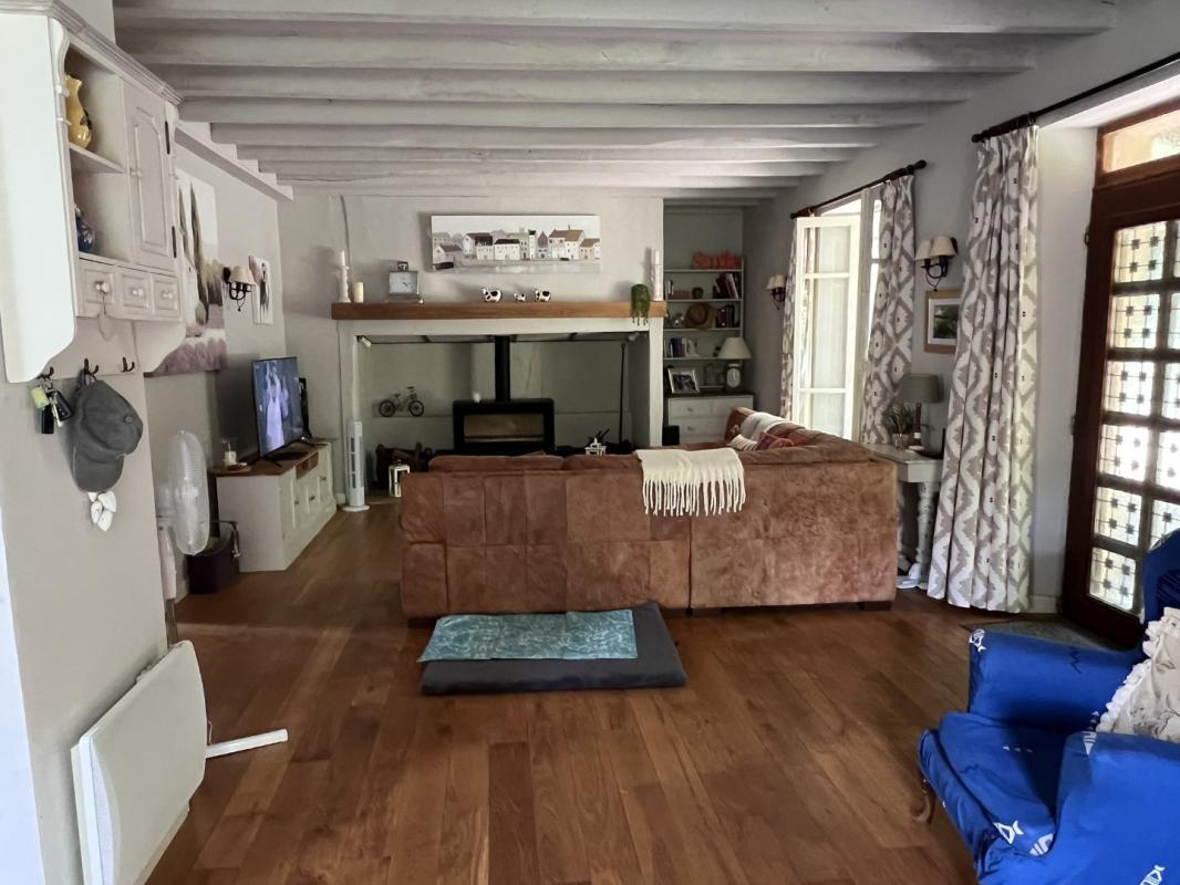 6 bedroom maison de campagne in Figeac, Lot, France