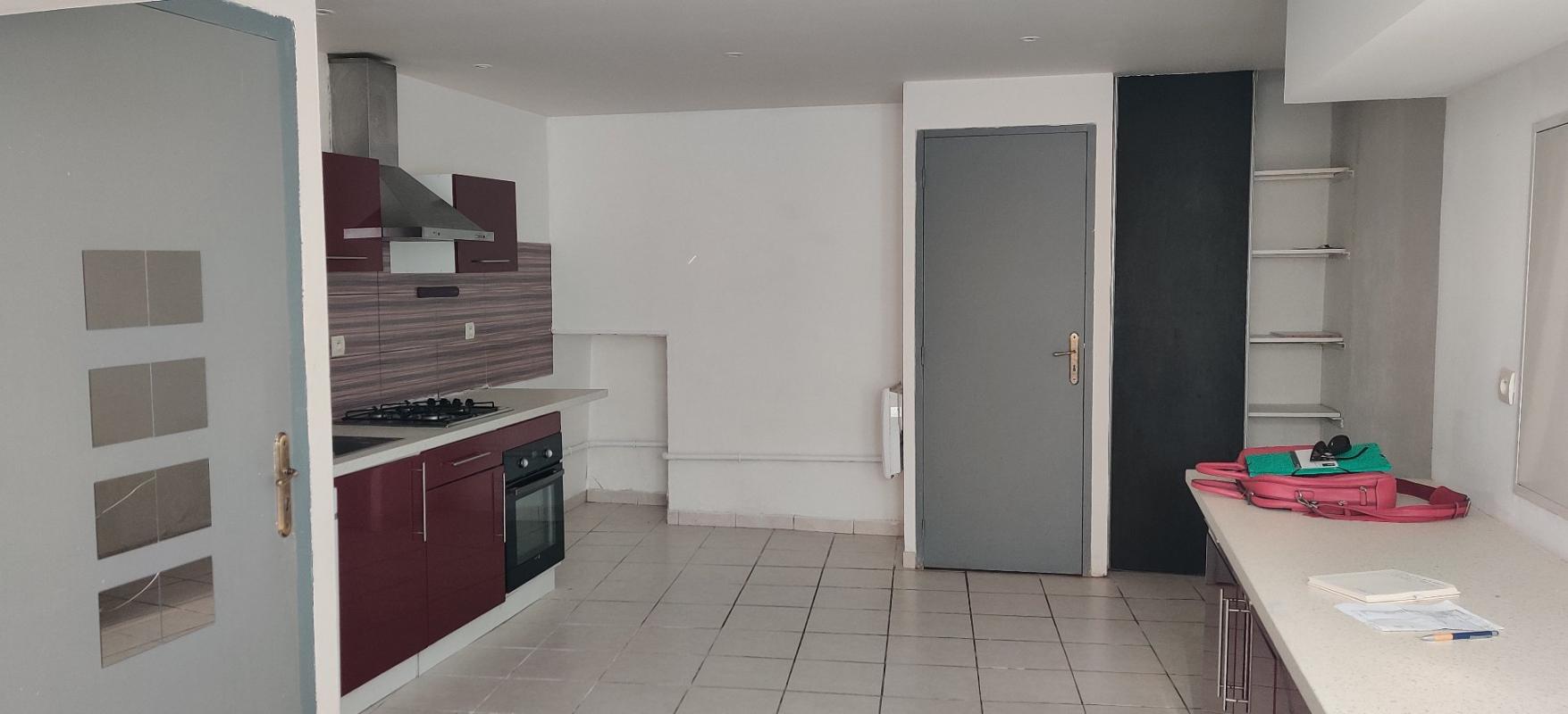 3 bedroom maison in Allassac, Corrèze, France