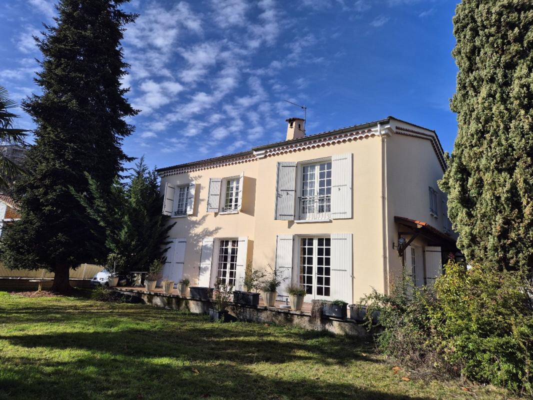 7 bedroom maison bourgeoise in Foix, Ariège, France