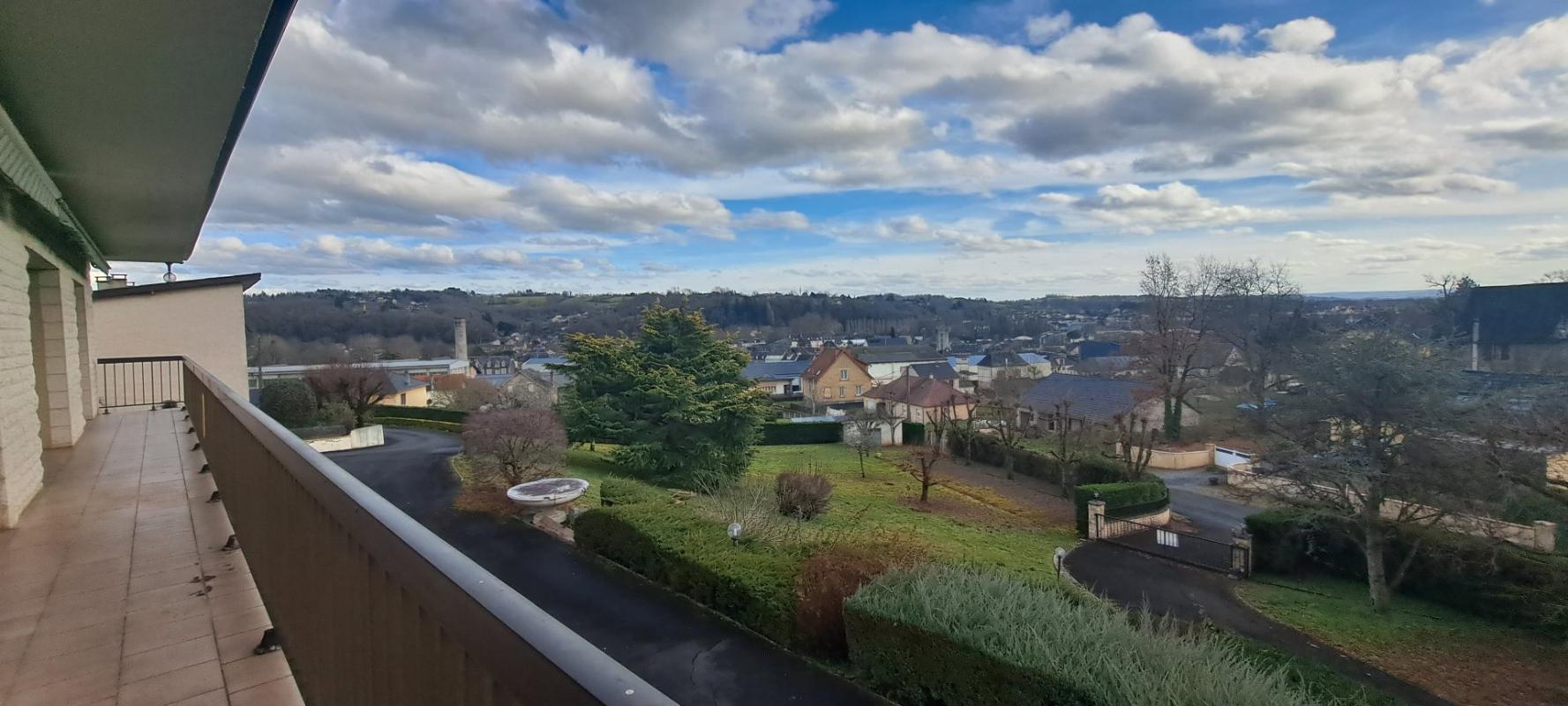 4 bedroom maison in Objat, Corrèze, France