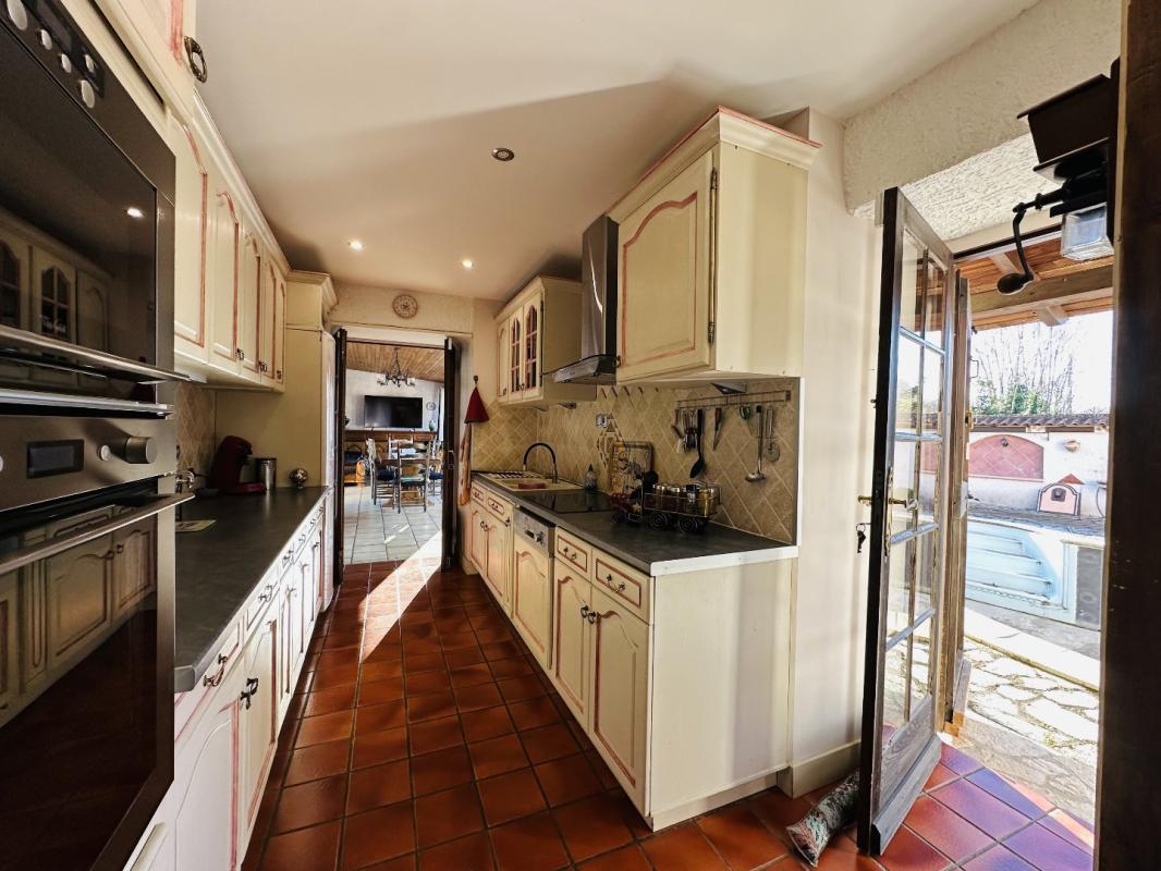 7 bedroom maison de village in Prat Bonrepaux, Ariège, France