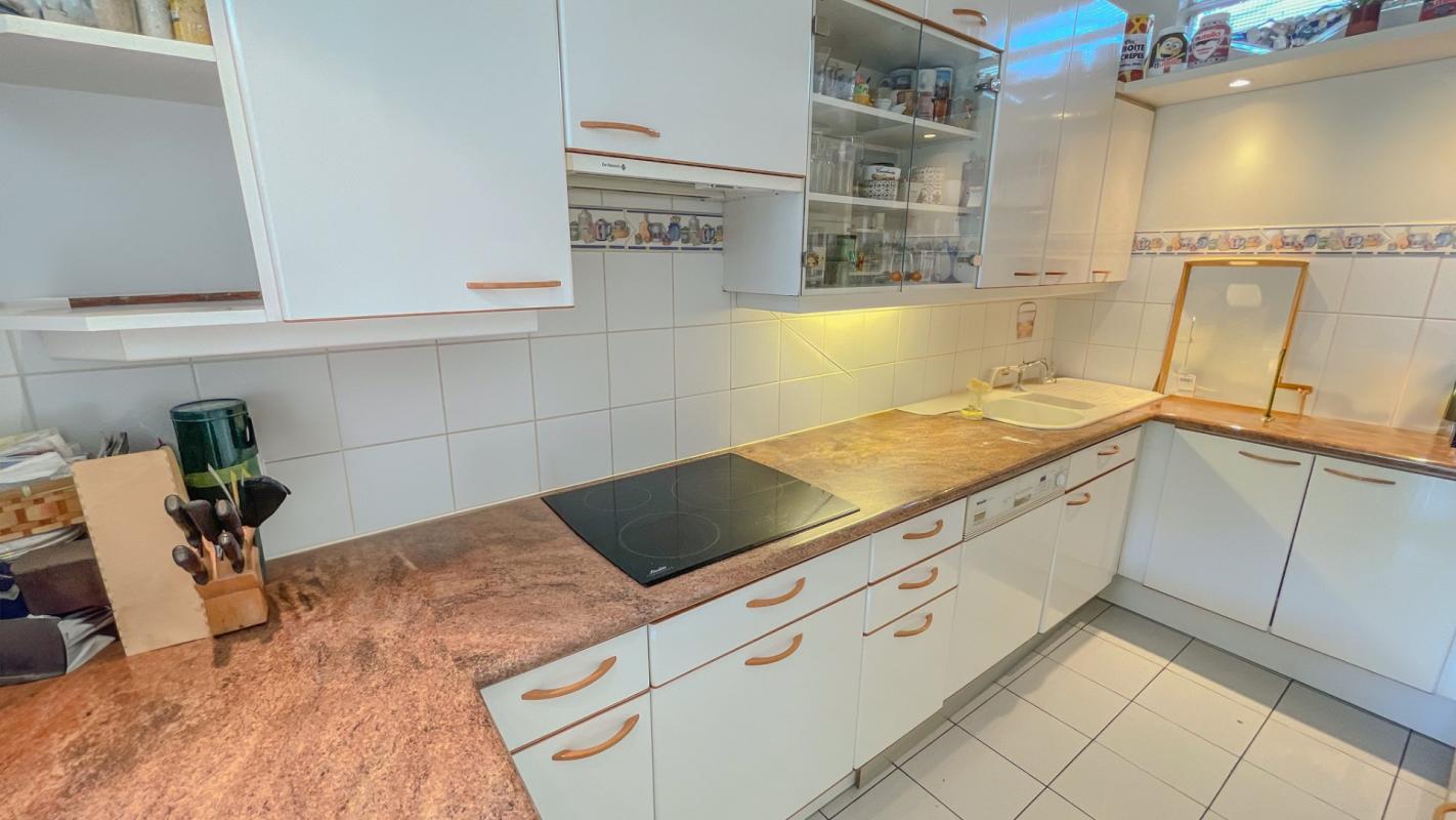 5 bedroom villa in Suresnes, Hauts-de-Seine, France