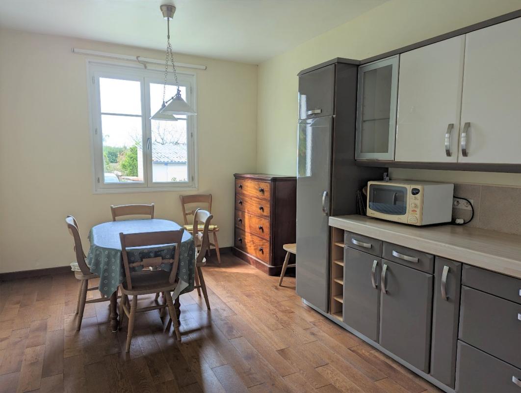 3 bedroom maison de ville in Saint Jean D’angely, Charente-Maritime, France