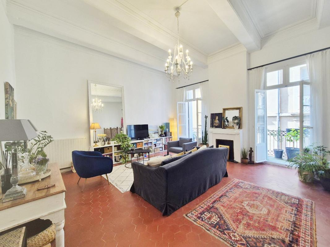 2 bedroom appartement bourgeois in Beziers, Hérault, France