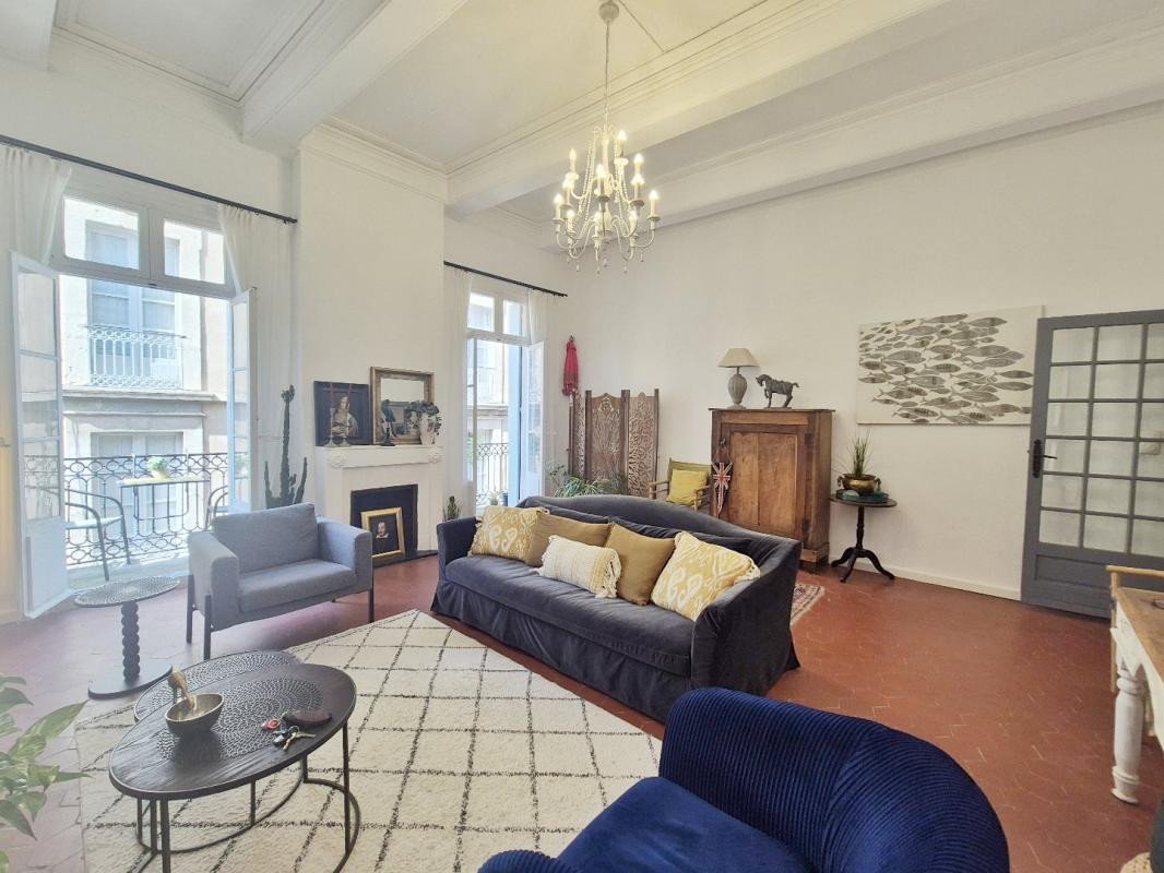 2 bedroom appartement bourgeois in Beziers, Hérault, France