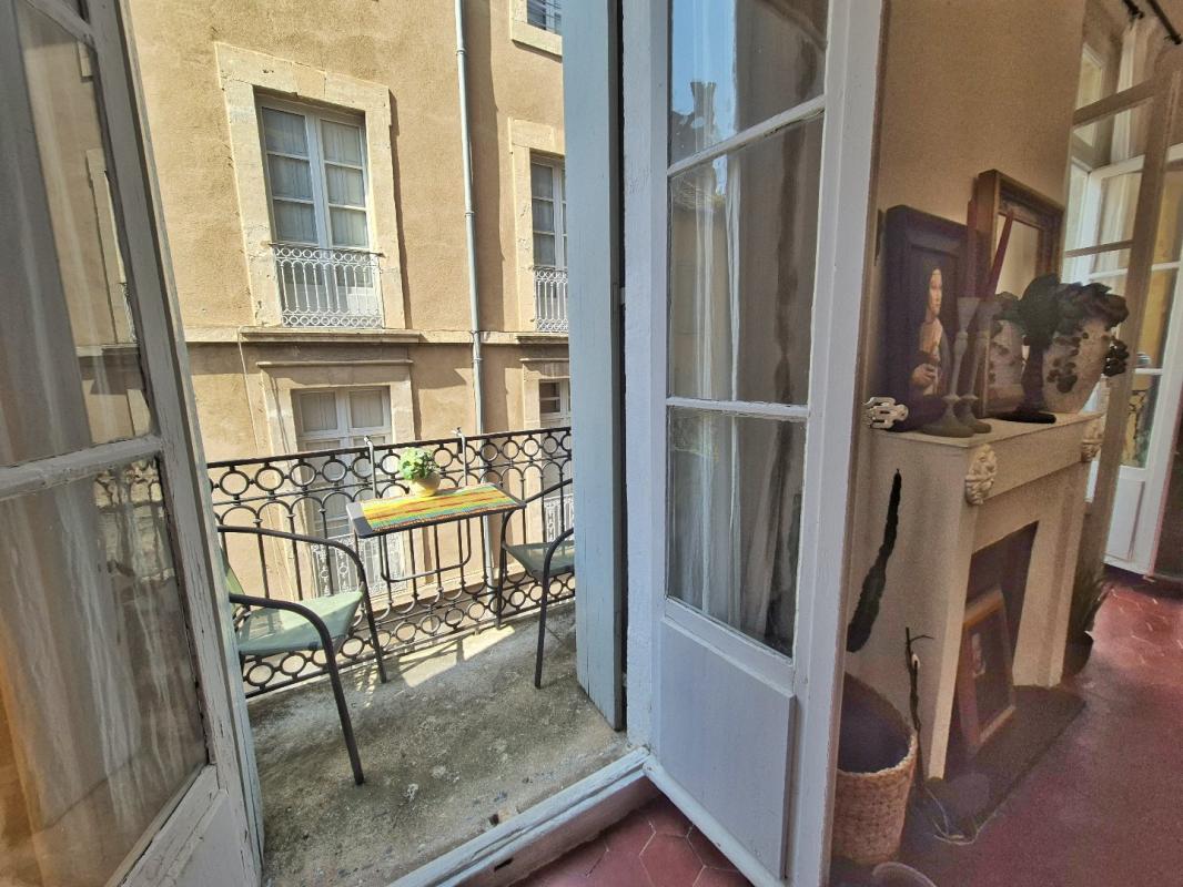2 bedroom appartement bourgeois in Beziers, Hérault, France