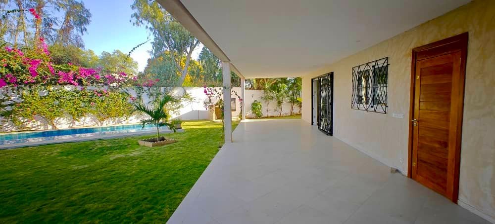 5 bedroom maison recente in Ngaparou, Sénégal