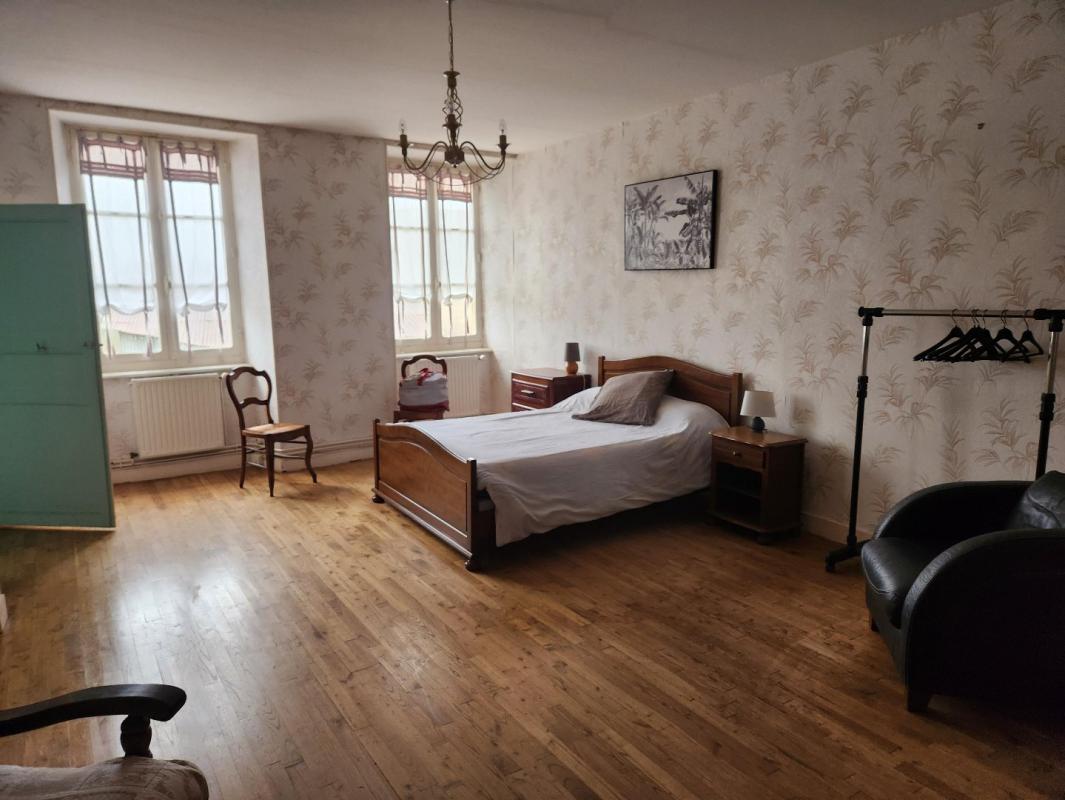 2 bedroom maison in Brillac, Charente, France