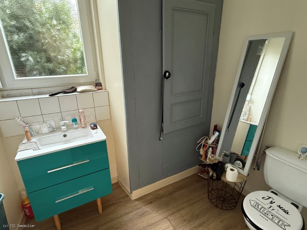 2 bedroom House in Ruffec, France – r7427