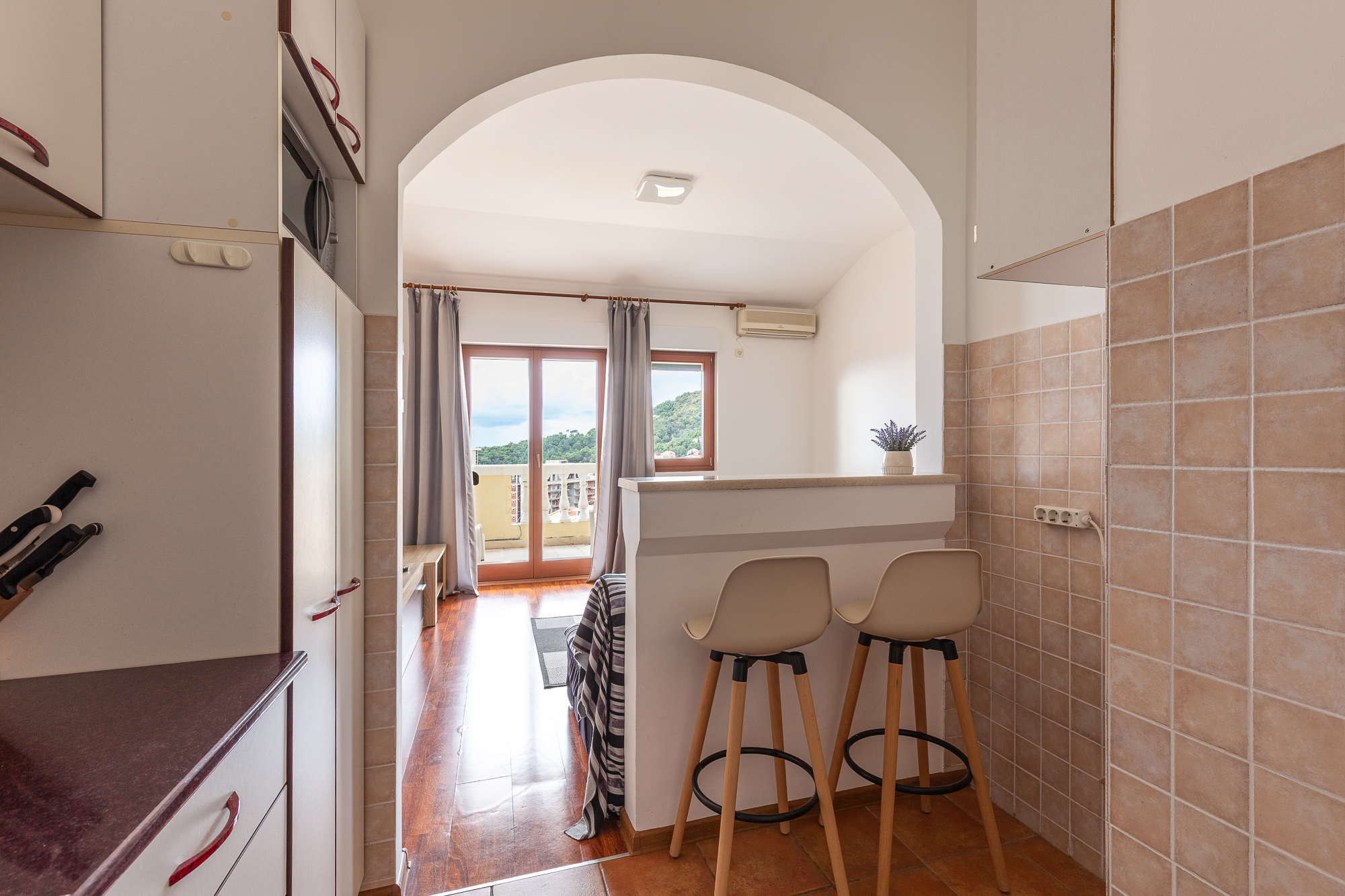 34 m² Studio Apartment with Sea View and Terrace — Petrovac