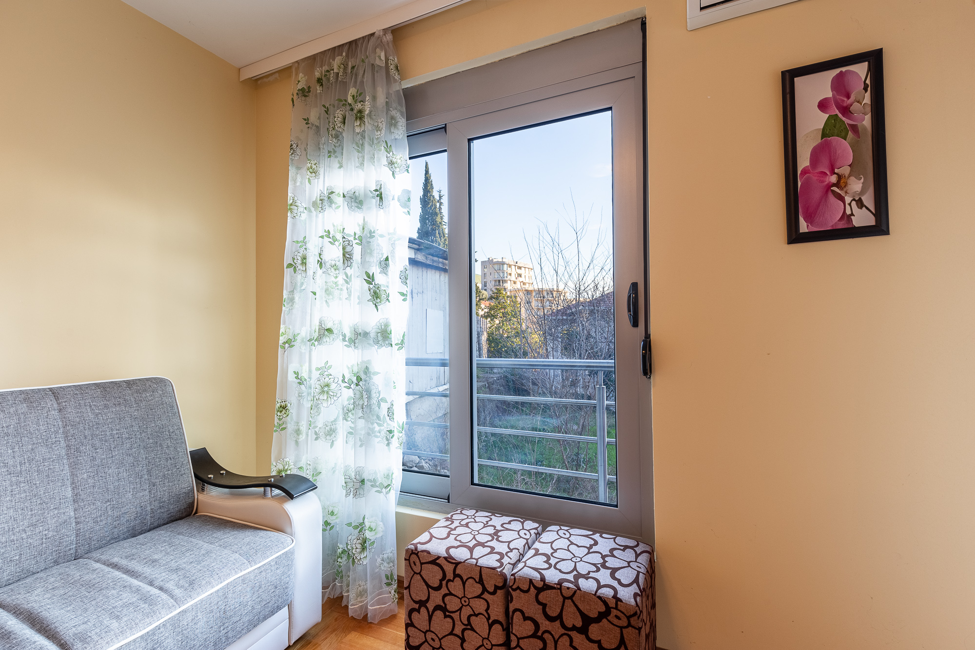 One-bedroom apartment in Becici