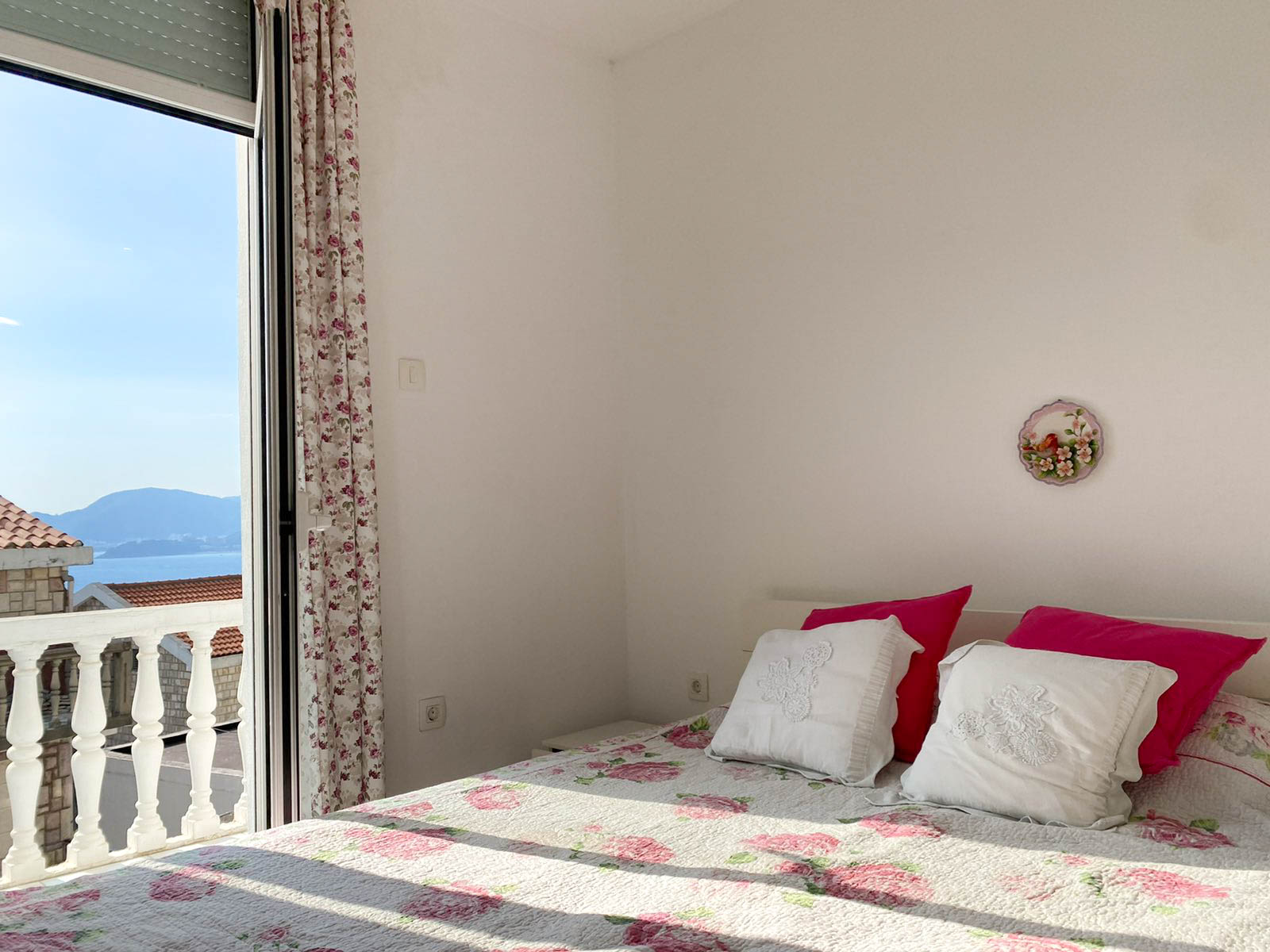 Sea view apartment