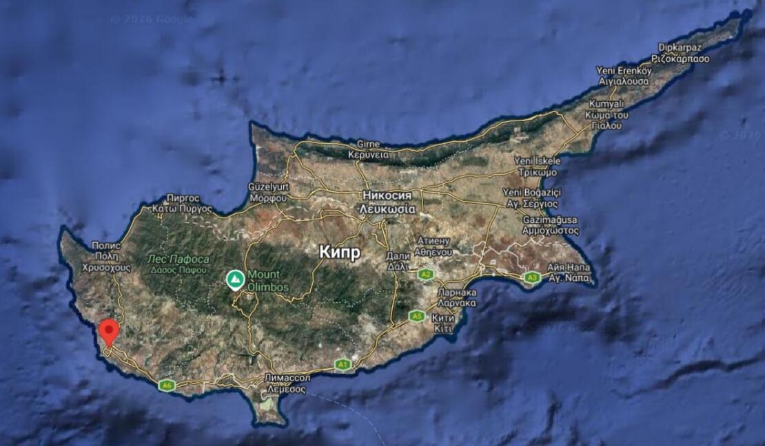 Plot with the completed investment project “Blue Pearl”, Paphos Center