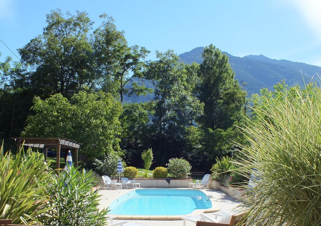 Exceptional 14 Bedroom Property with Rental Income & Panoramic Mountain Views – Pyrénées-Orientales, France