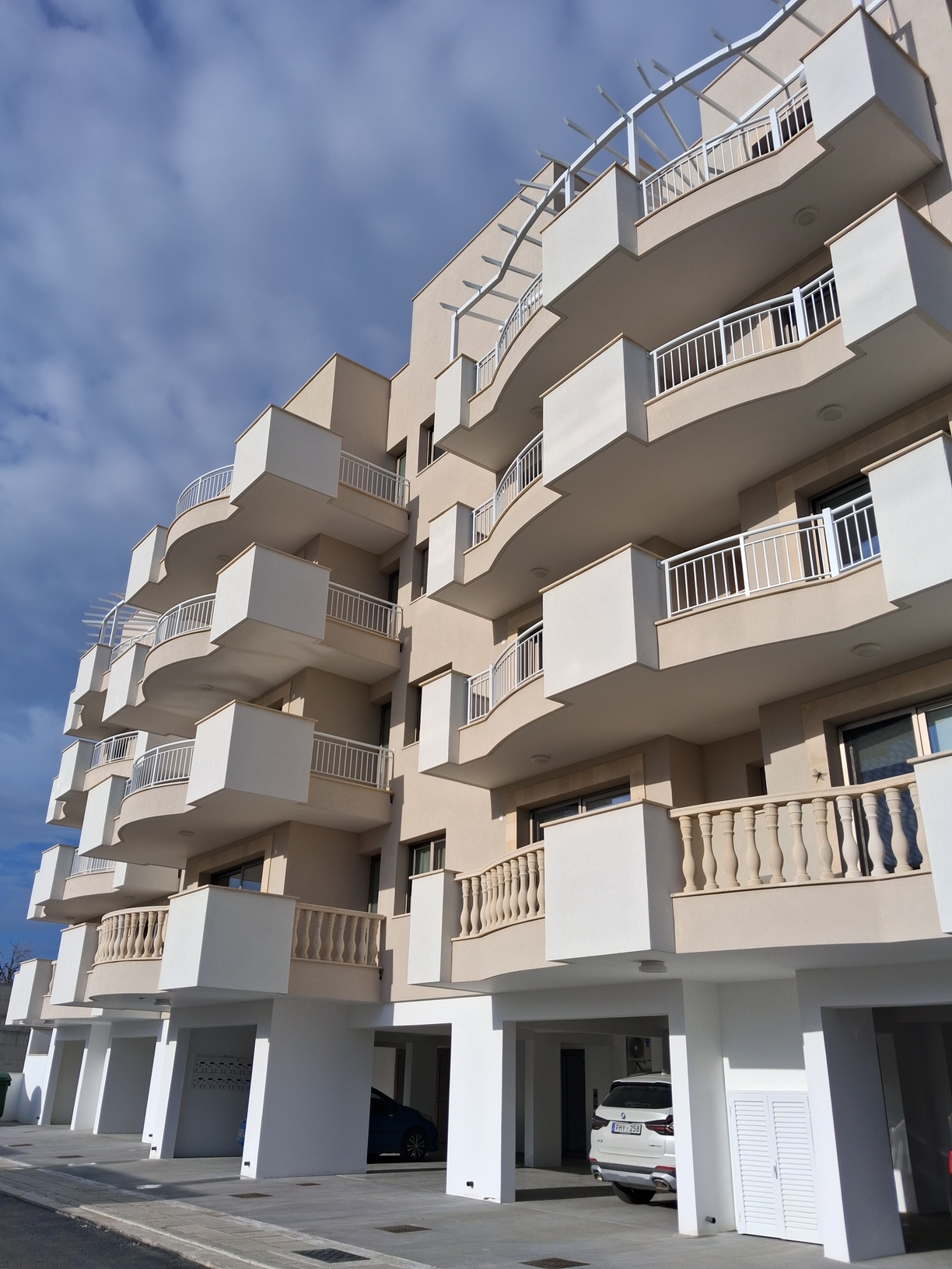 2 bedroom Apartments in Paphos, Cyprus – 18587-ARD00000455