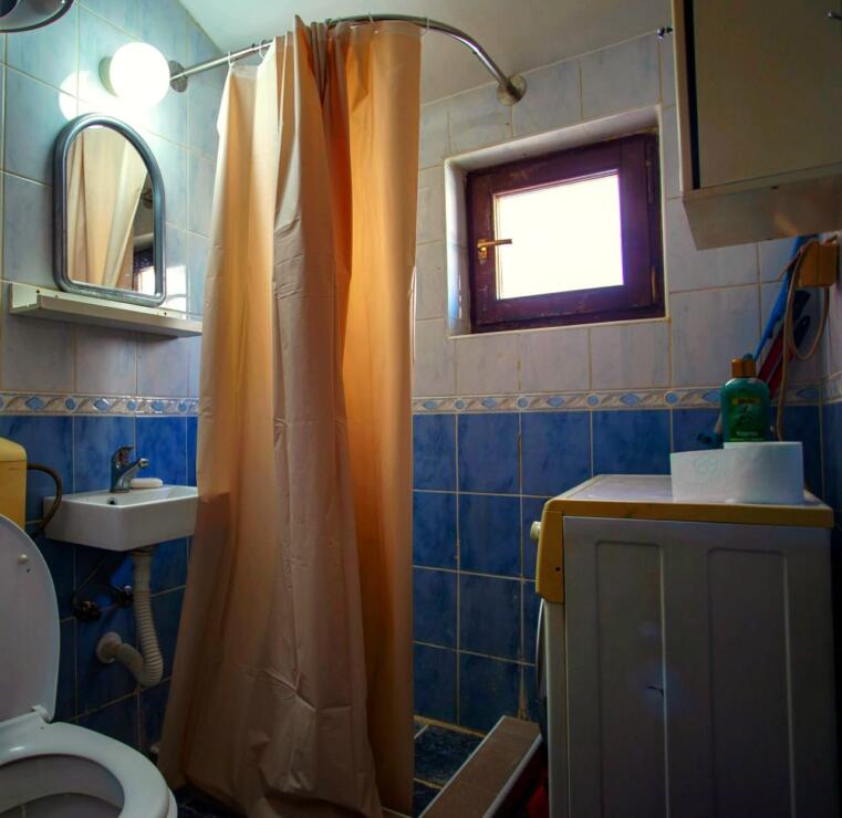 Authentic Montenegro: Charming Apartment with Sea Views in Bečići