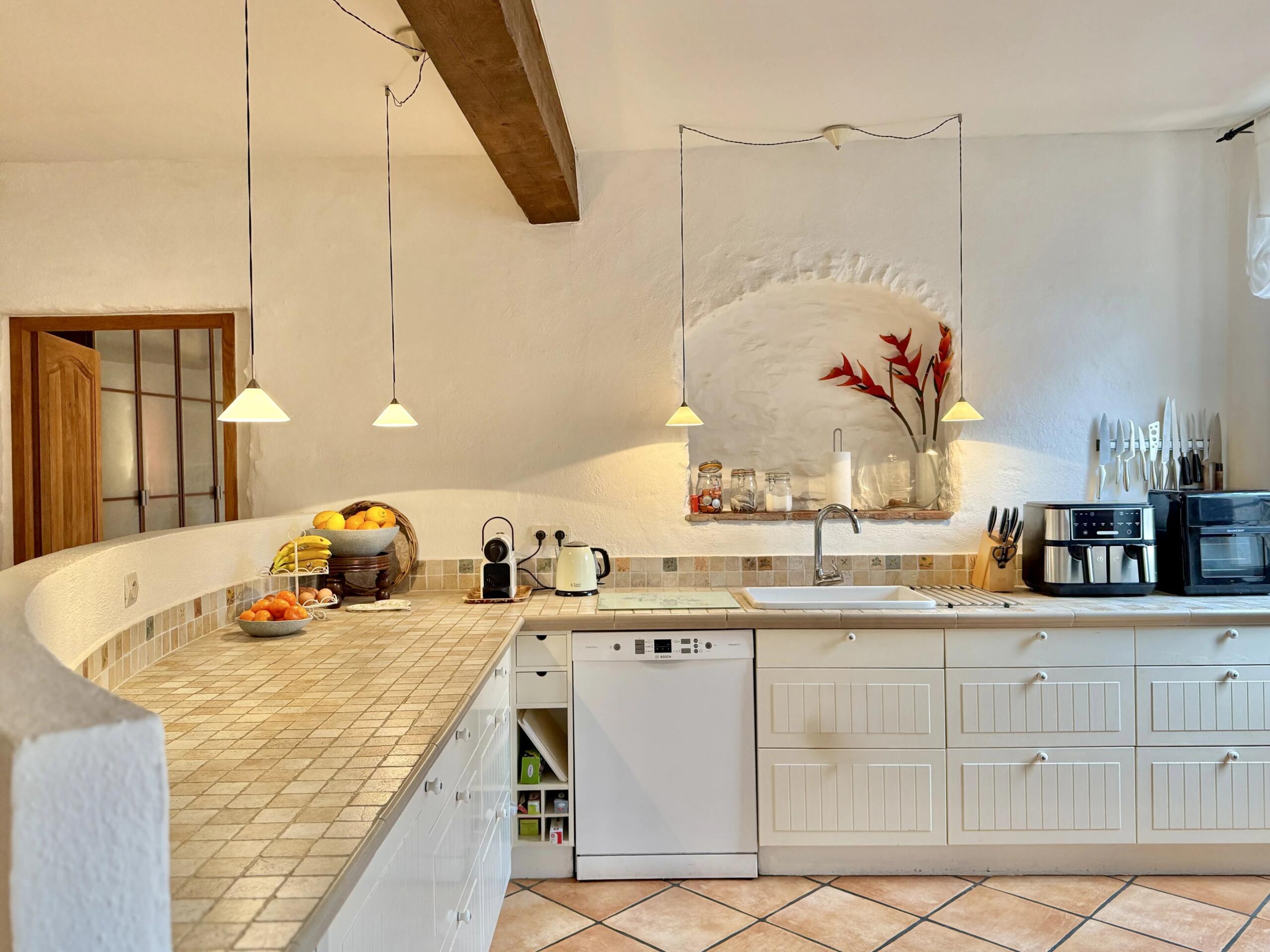 Stone, architecturally beautiful home, Languedoc-Roussillon – France – BVI84433