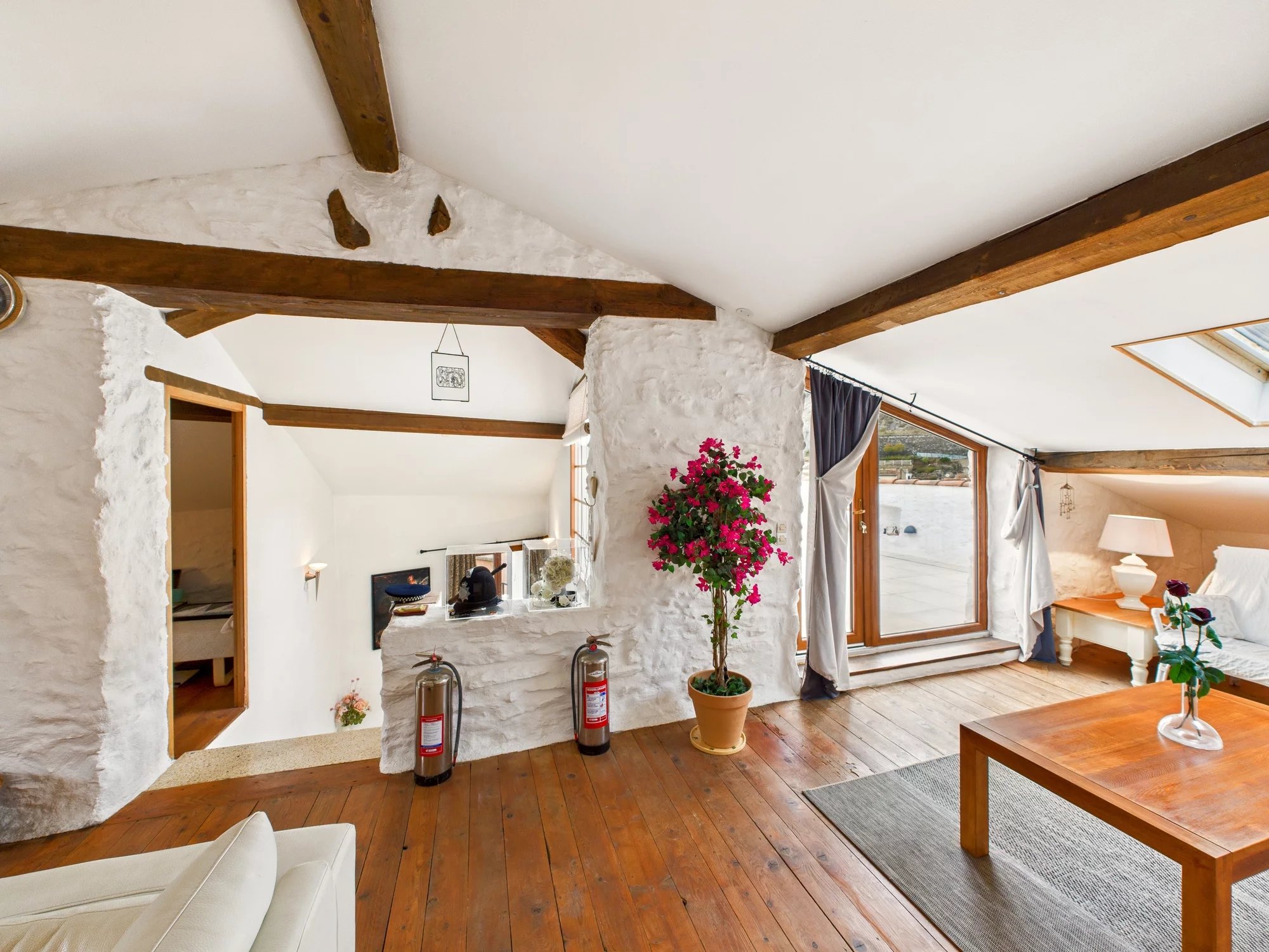 Stone, architecturally beautiful home, Languedoc-Roussillon – France – BVI84433