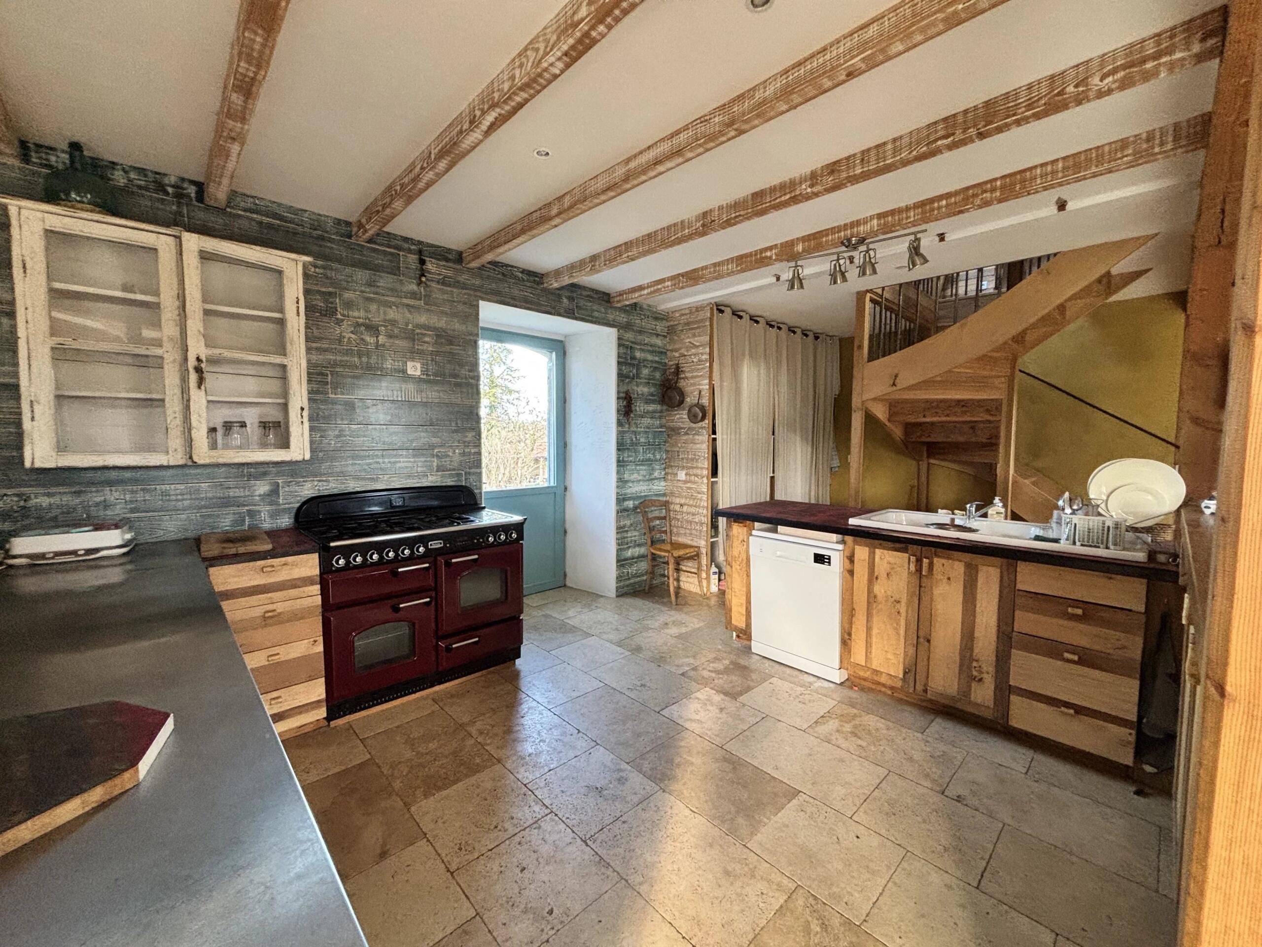 Small farmhouse in an isolated hamlet near Montaigu-de-Quercy, Midi-Pyrénées – France – BVI84256